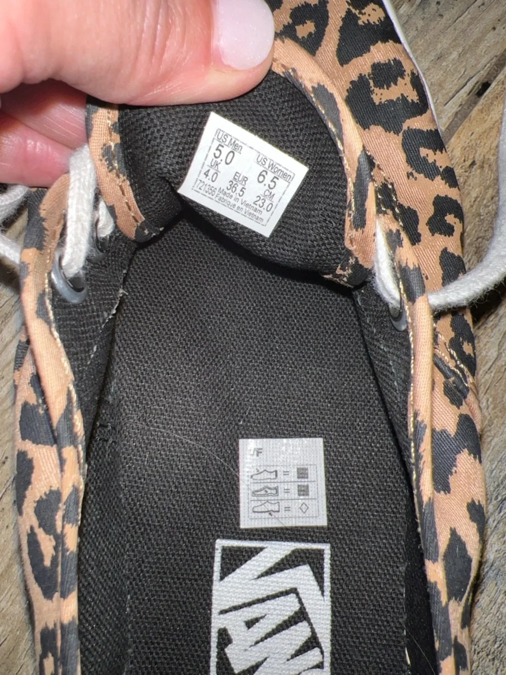 Vans Leopard-Print Canvas Low-Top Sneakers - Tan/Black/White - Picture 5 of 5